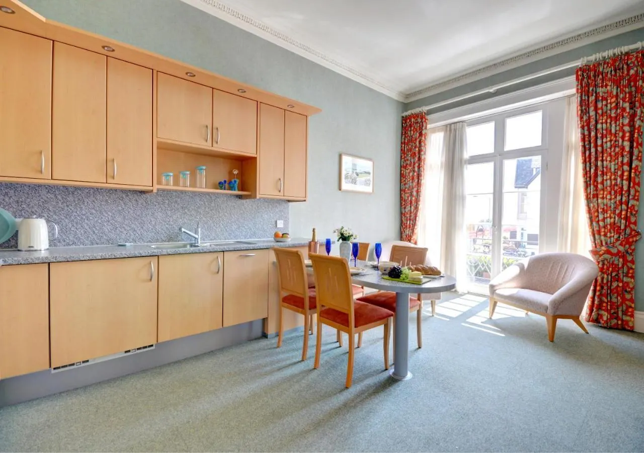 The Perfect Sea View Apartment Σκάρμπορο